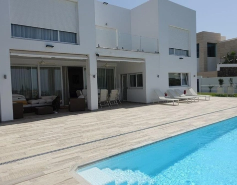 Villa for sale in La Quinta, Benahavis