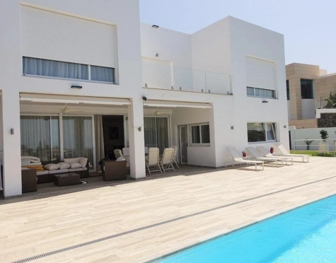 Villa for sale in La Quinta, Benahavis