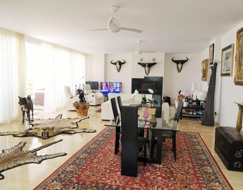 Villa for sale in La Quinta, Benahavis