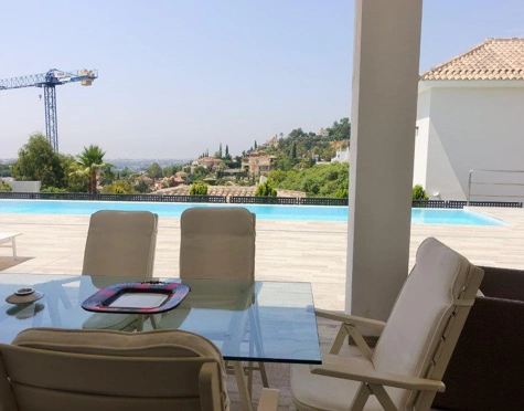 Villa for sale in La Quinta, Benahavis