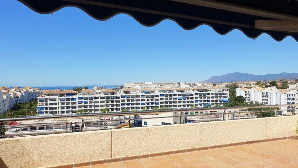 Ático en alquiler a corta temporada en Marbella - Puerto Banus