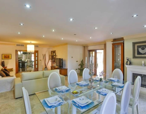 Villa en alquiler a corta temporada en Marbella