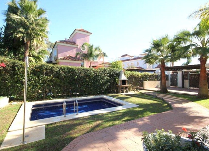Villa for short term rent in Marbella - Puerto Banus