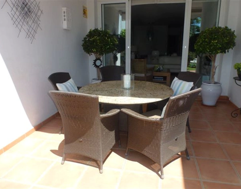 Apartamento Planta Baja en alquiler a corta temporada en Estepona