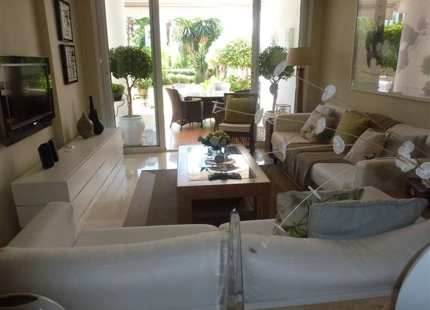 Ground Floor Apartment for short term rent in Estepona