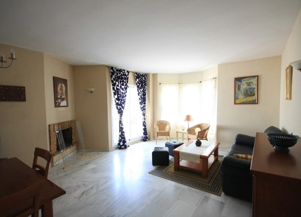 Penthouse for long term rent in Nueva Andalucia, Marbella