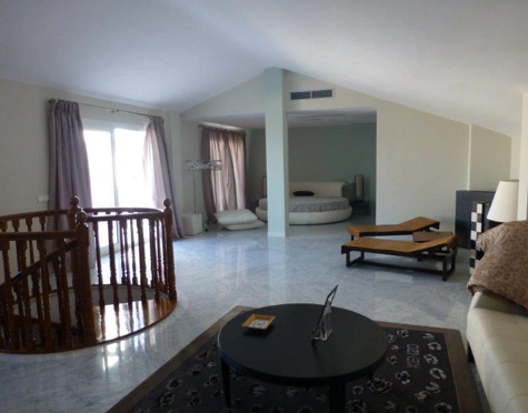 Penthouse for sale in Marbella - Puerto Banus