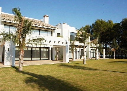 Villa en venta en Guadalmina Baja, San Pedro de Alcantara