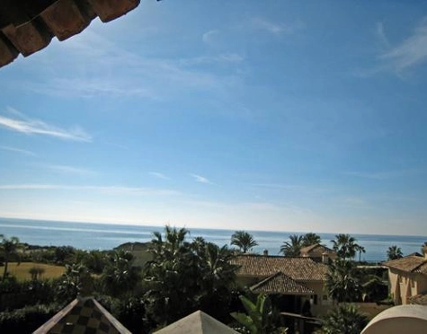 Villa for sale in Las Chapas, Marbella Este