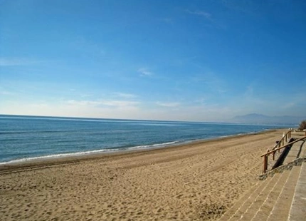 Villa for sale in Las Chapas, Marbella East