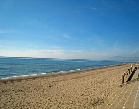 Villa for sale in Las Chapas, Marbella Este