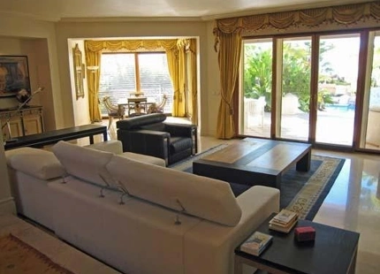 Villa for sale in Las Chapas, Marbella East
