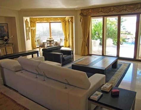 Villa for sale in Las Chapas, Marbella Este