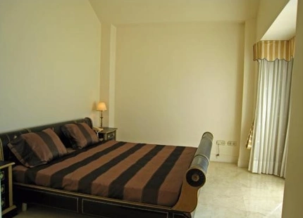 Villa for sale in Las Chapas, Marbella East