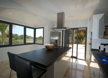 Villa for long term rent in Marbella Golden Mile