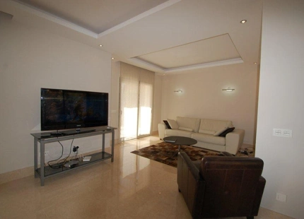 Villa for long term rent in Marbella Golden Mile