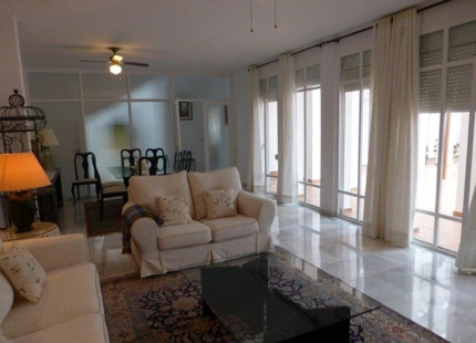 Villa for long term rent in Nueva Andalucia, Marbella