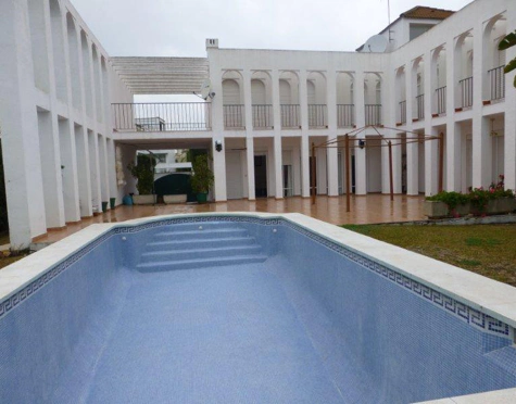 Villa for short term rent in Nueva Andalucia, Marbella