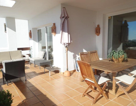 Apartamento en alquiler a corta temporada en Aloha, Nueva Andalucia