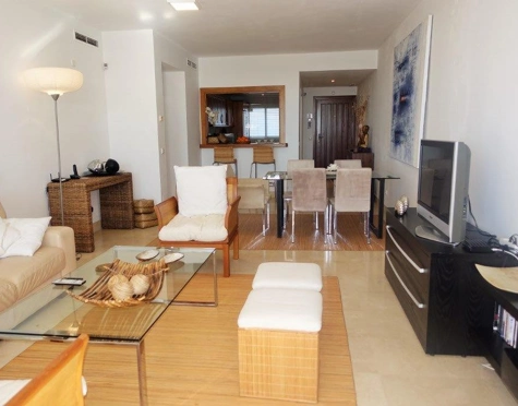 Apartamento en alquiler a corta temporada en Aloha, Nueva Andalucia