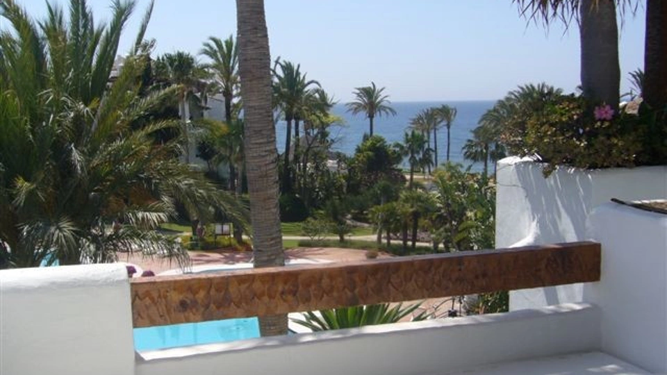 Penthouse for short term rent in Estepona