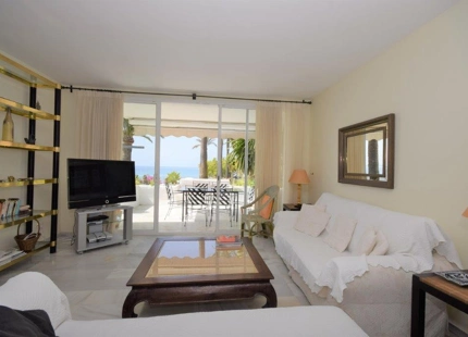 Ground Floor Apartment for short term rent in Estepona