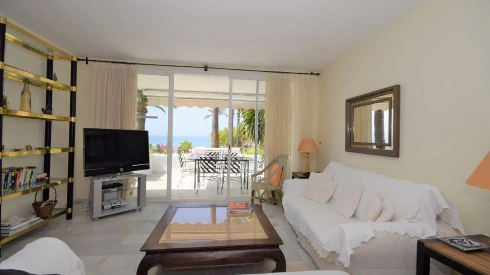Ground Floor Apartment for short term rent in Estepona