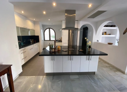 Ground Floor Apartment for short term rent in Nueva Andalucia, Marbella