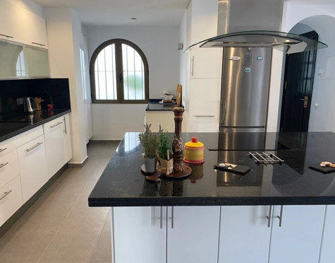 Apartamento Planta Baja en alquiler a corta temporada en Nueva Andalucia, Marbella