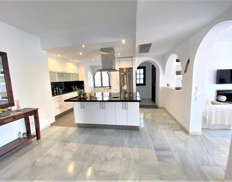 Apartamento Planta Baja en alquiler a corta temporada en Nueva Andalucia, Marbella