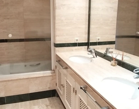 Apartamento en alquiler a corta temporada en Marbella