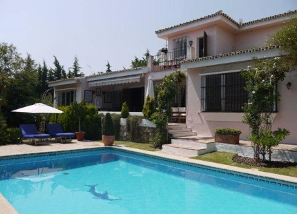 Villa for short term rent in Nagüeles, Marbella Golden Mile