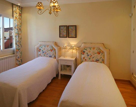 Villa en alquiler a corta temporada en Marbella - Puerto Banus