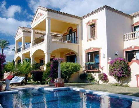 Villa for short term rent in Marbella