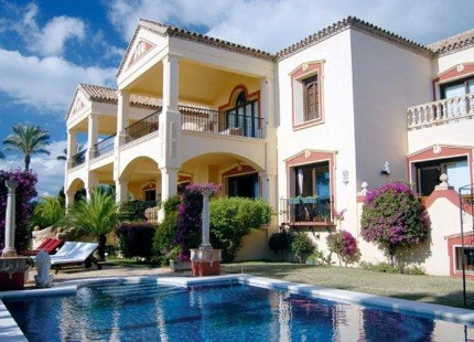 Villa for long term rent in Marbella