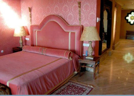 Villa for long term rent in Marbella