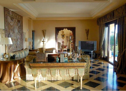 Villa for long term rent in Marbella