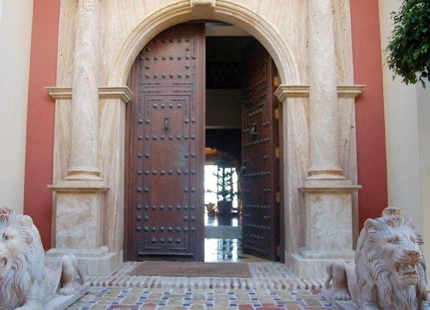 Villa for long term rent in Marbella