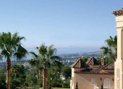 Villa for long term rent in Marbella