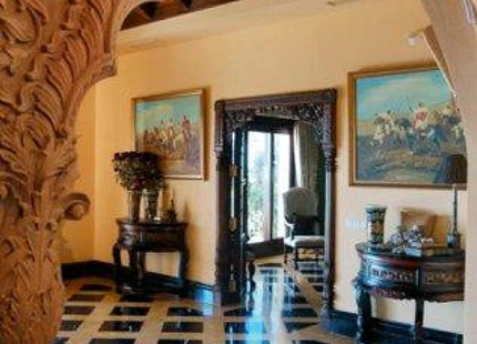 Villa for long term rent in Marbella