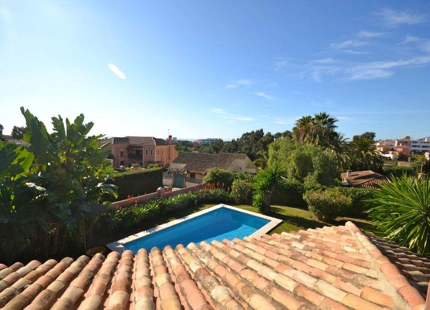 Villa en alquiler larga temporada en Atalaya, Estepona Este