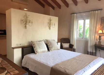 Villa en alquiler larga temporada en Atalaya, Estepona Este