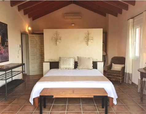 Villa en alquiler a corta temporada en Atalaya, Estepona East
