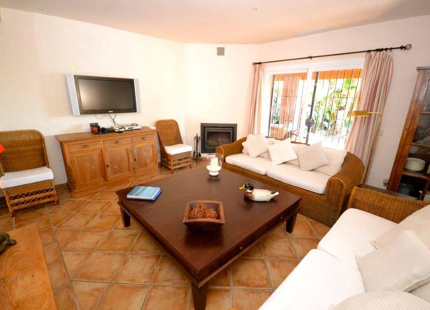 Villa en alquiler larga temporada en Atalaya, Estepona Este