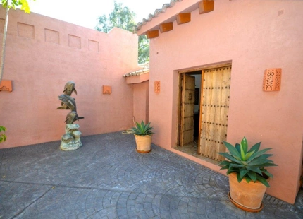 Villa en alquiler larga temporada en Atalaya, Estepona Este