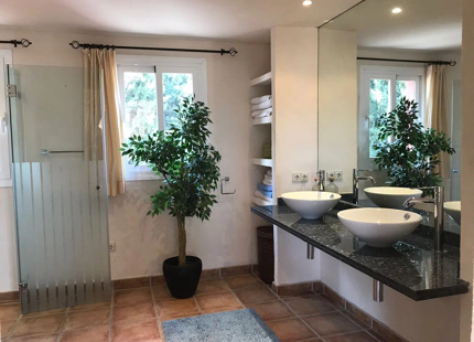 Villa en alquiler larga temporada en Atalaya, Estepona Este