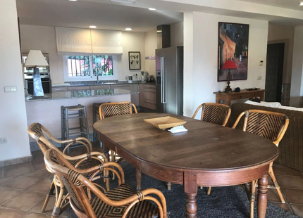 Villa en alquiler larga temporada en Atalaya, Estepona Este