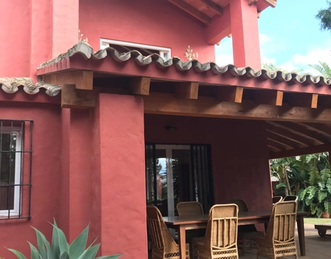 Villa en alquiler a corta temporada en Atalaya, Estepona East