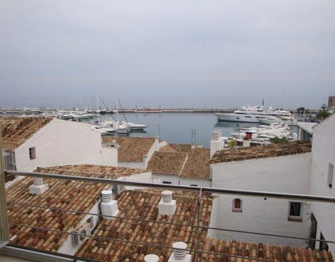Penthouse for short term rent in Marbella - Puerto Banus