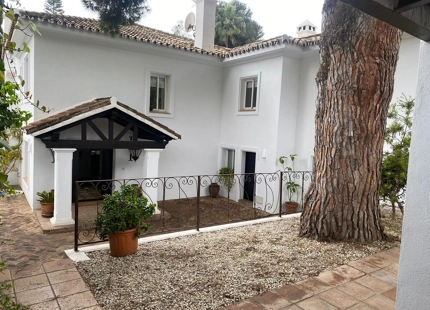 Villa for sale in Nagüeles, Marbella Golden Mile